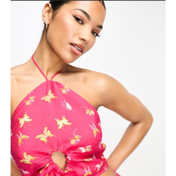 Something New halter neck cropped top in pink butterfly print. Size S. NWOT - Picture 2 of 9